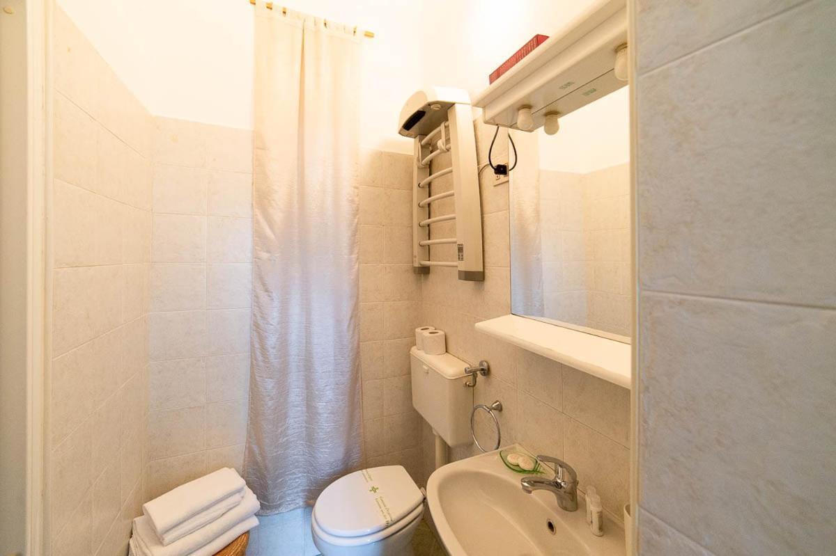 Hbhall Navigli 21 Milano Ngoại thất bức ảnh